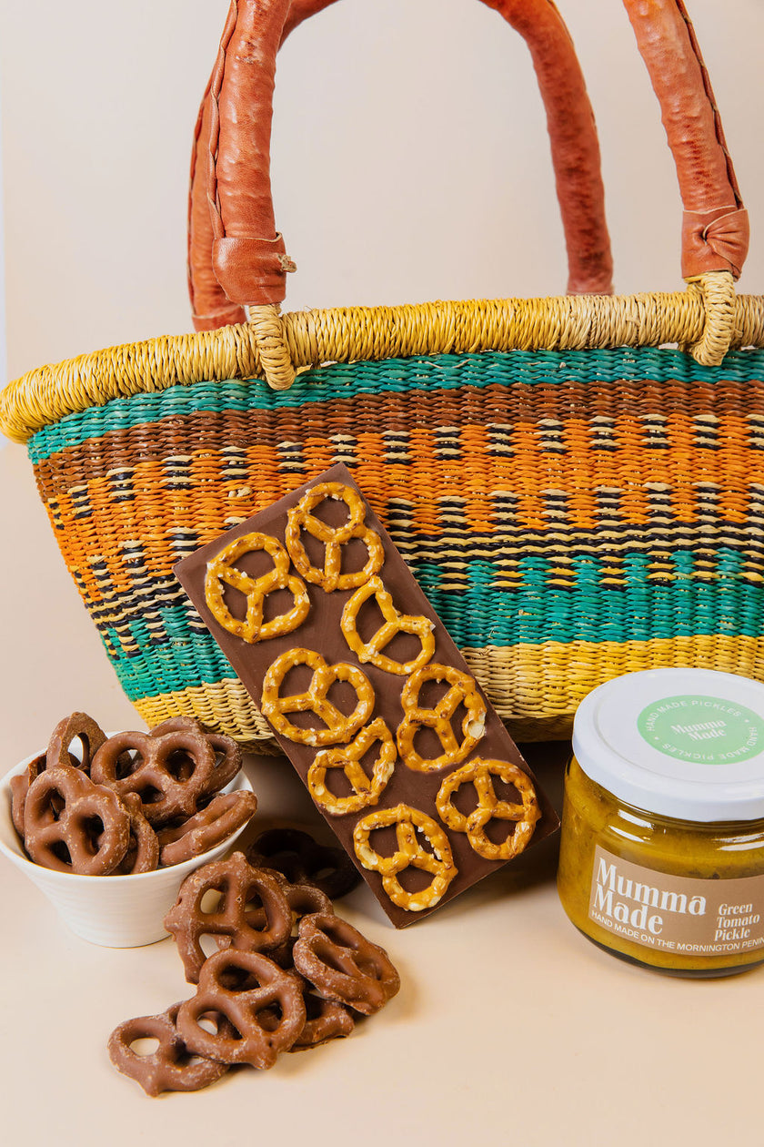 Gourmet gift box with sweet and savoury picnic treats