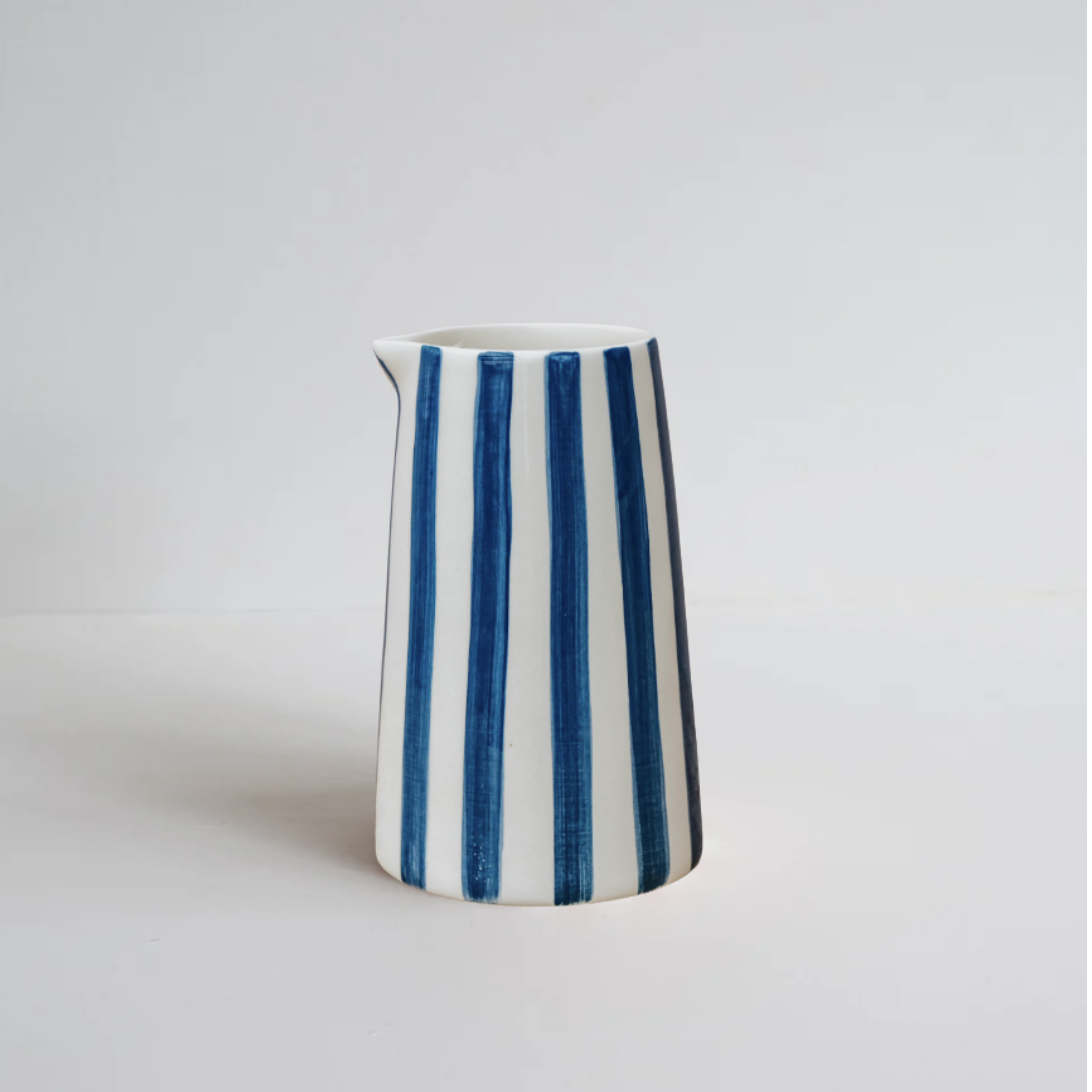 Pitcher Candy Stripe – Blue – Saucie Bottles
